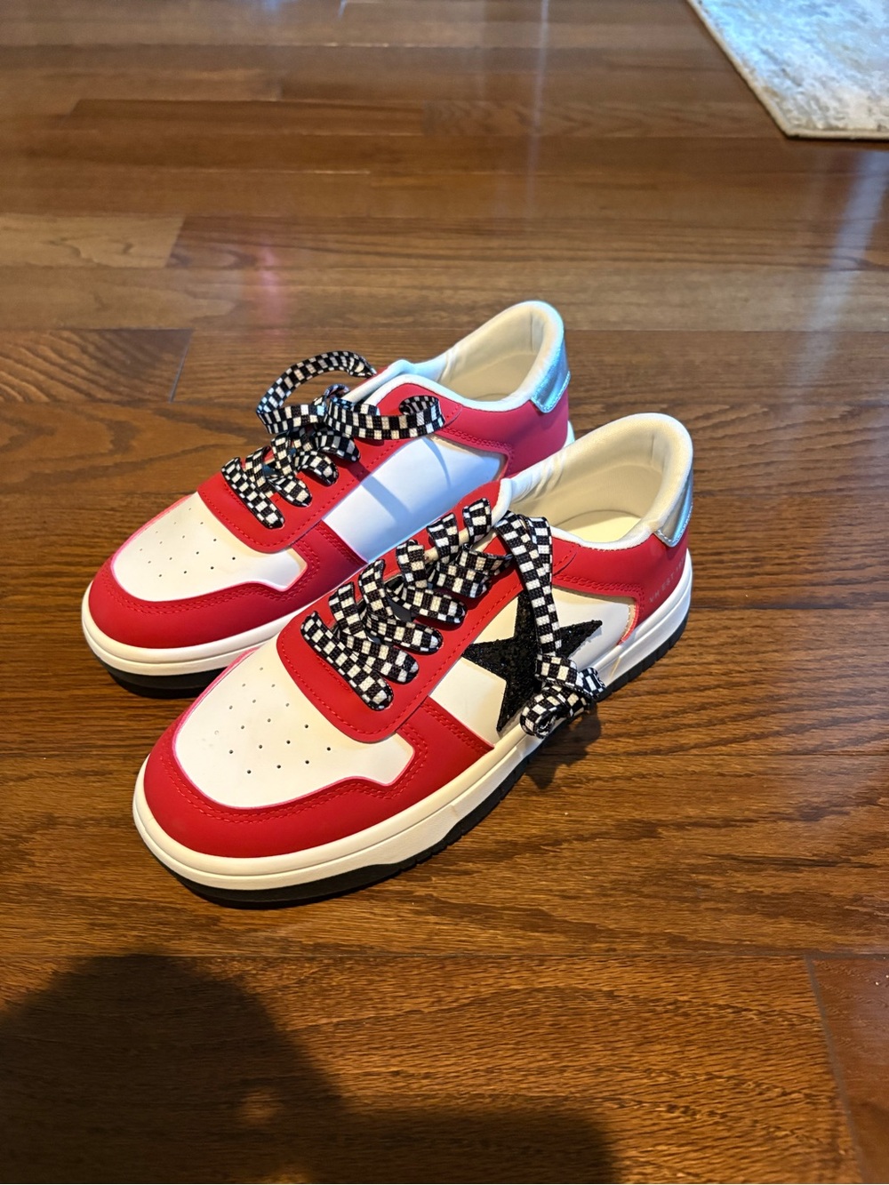 Women’s Red and White Sneaker with Black Star Accent size 7.5